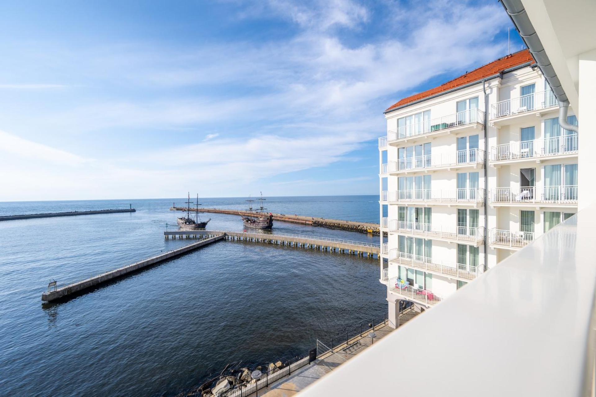 Sea Collection By Marina Royale Aparthotel Ujście-Darłowskie Eksteriør bilde