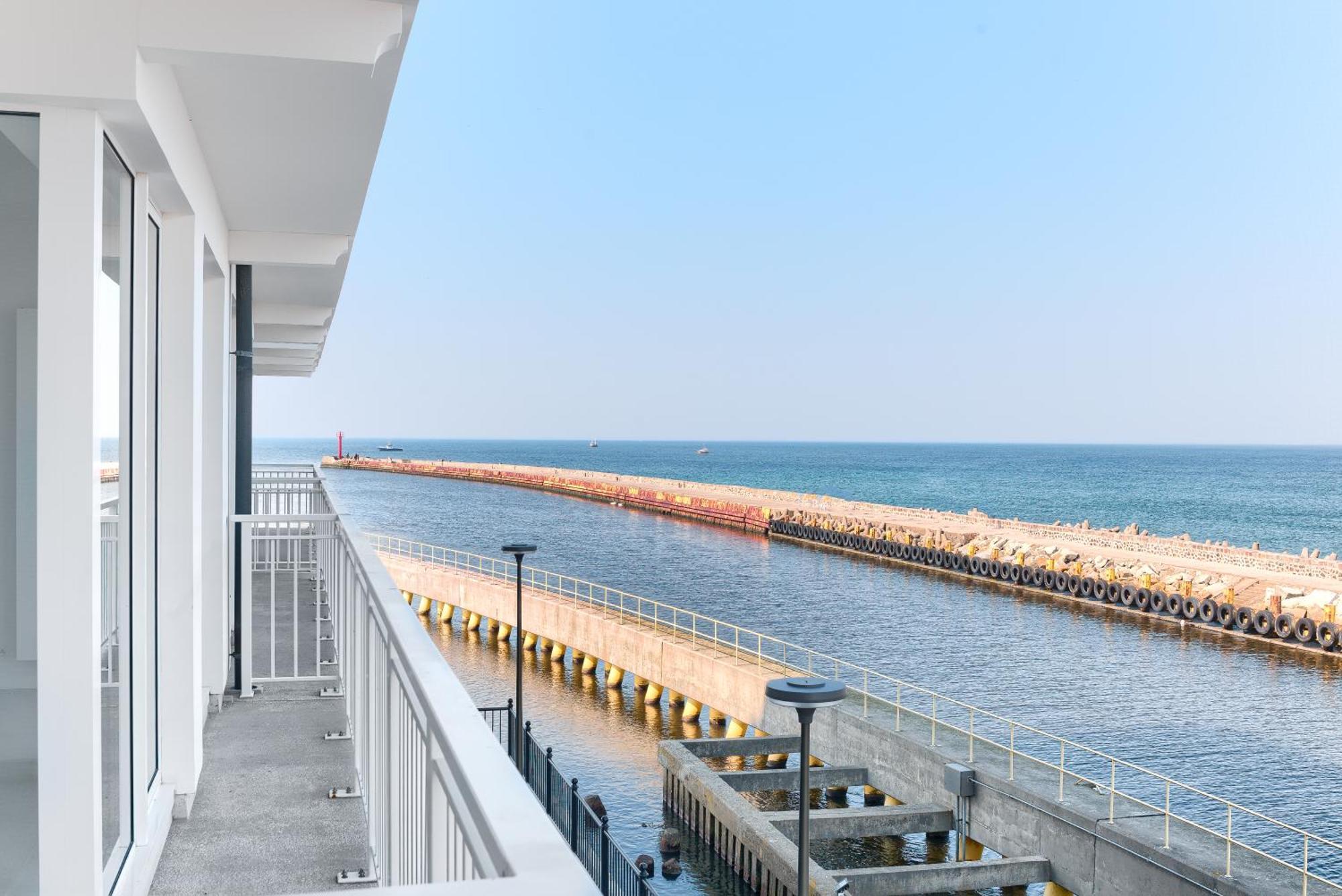 Sea Collection By Marina Royale Aparthotel Ujście-Darłowskie Eksteriør bilde