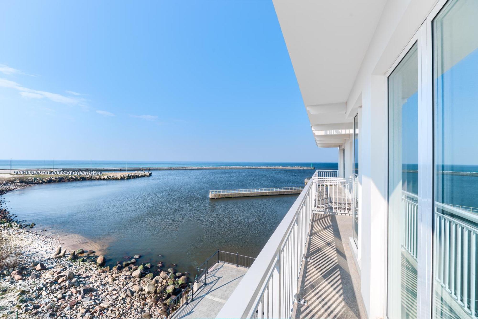 Sea Collection By Marina Royale Aparthotel Ujście-Darłowskie Eksteriør bilde