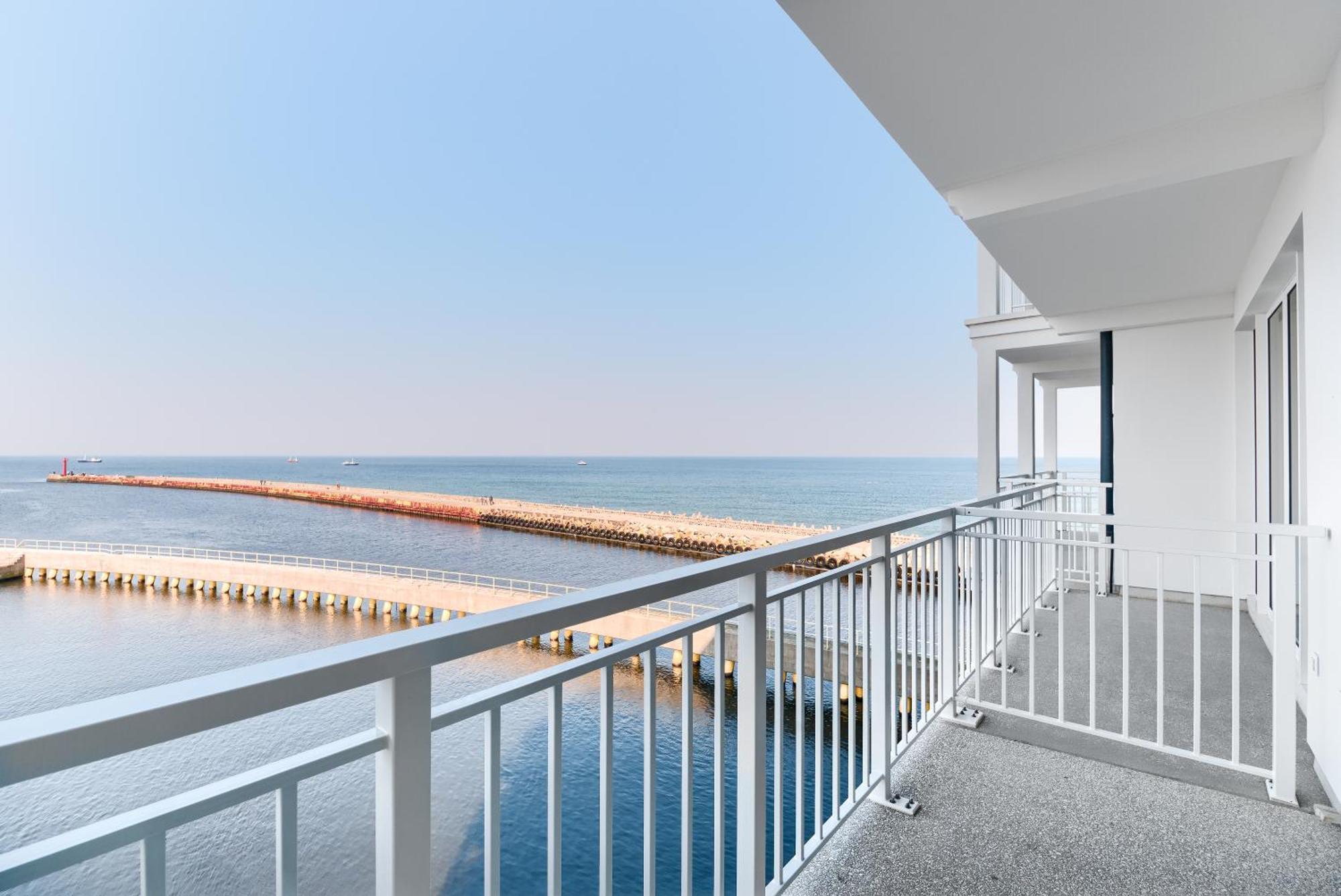 Sea Collection By Marina Royale Aparthotel Ujście-Darłowskie Eksteriør bilde
